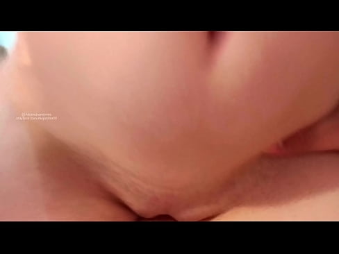❤️ 妹の部屋で寝ていたら、それがきっかけで目覚める ❤️❌ 美女ポルノ ❌️❤